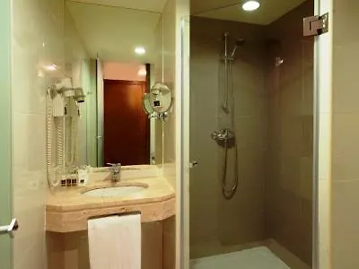 Turim Luxe 2* Lizbona