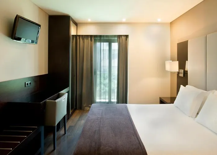 Turim Luxe 2* ליסבון