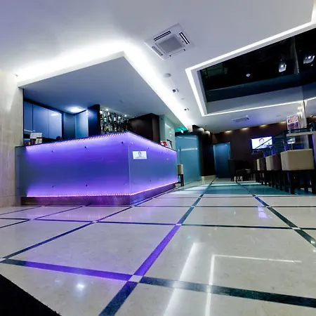 Turim Luxe מלון